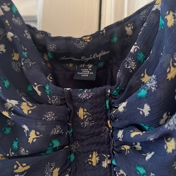 AE Navy Floral Chiffon Flowy Babydoll Tank XL 💙 - Picture 4 of 4